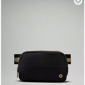 Lululemon Limited Edition 1L Belt Bag - Black & Gold